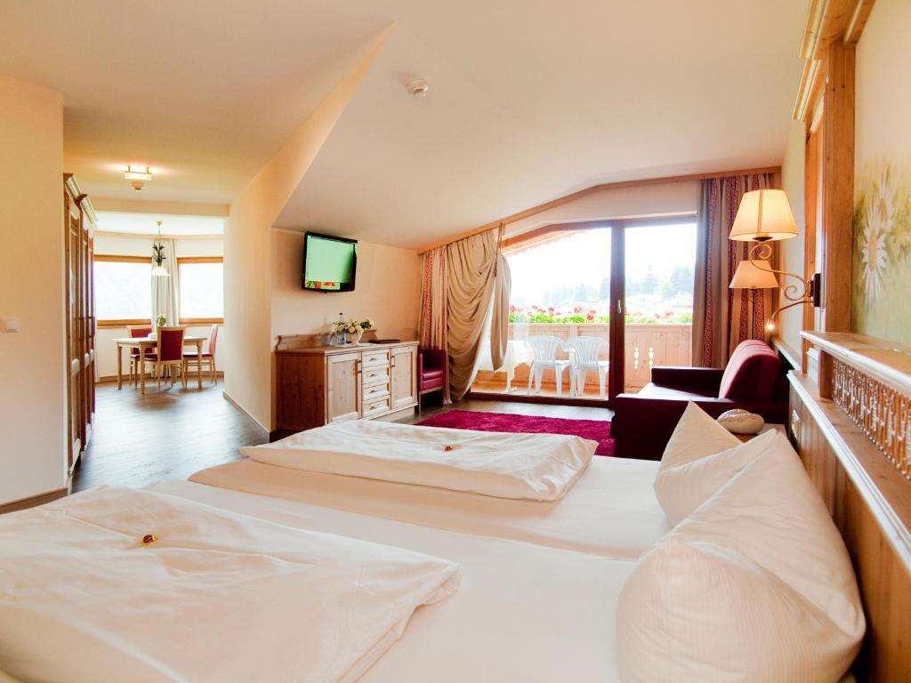 Hotel Magdalena Im Zillertal - Urlaub Mit Hund Ried im Zillertal Bilik gambar